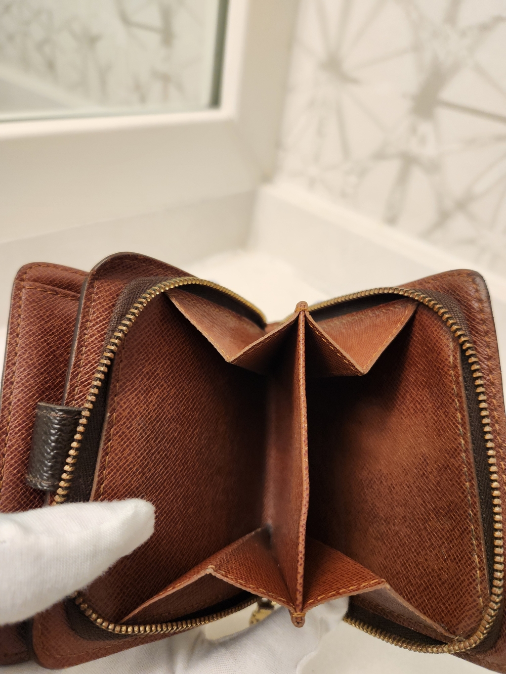 Louis Vuitton Monogram Canvas Zip Compact Wallet - Picture 8 of 13